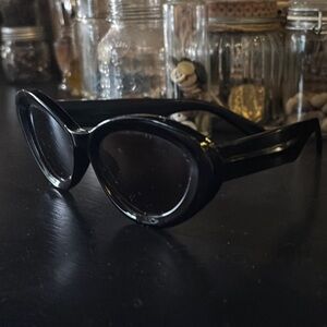 Stylish Black Sunglasses